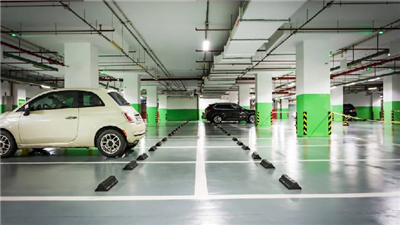 Met welke factoren moet rekening worden gehouden bij het installeren van intelligente parkeersyst...
